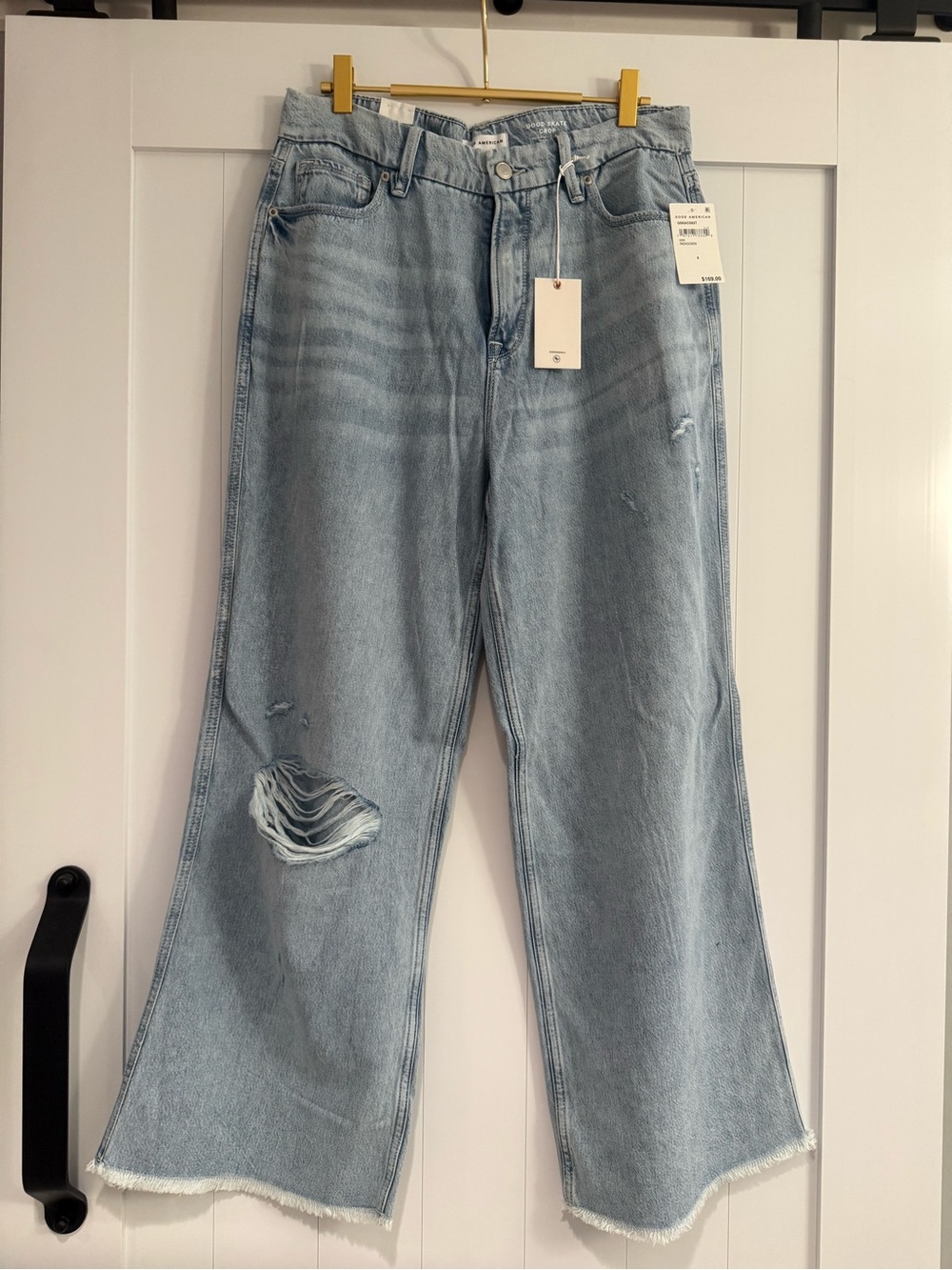 Good American Good Skate Crop Jeans NWT Size 8 Distressed Wide Leg Denim
